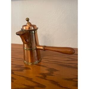 Vintage Copper & Brass Hot Chocolate
Pot Coffee Tea Wood Handle & Brass
Lid